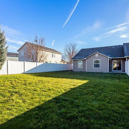 Gray Cloud Townhomes Meridian Esterno foto