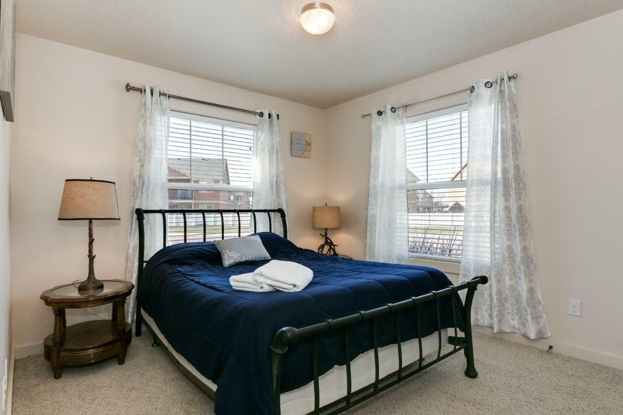 Gray Cloud Townhomes Meridian Esterno foto