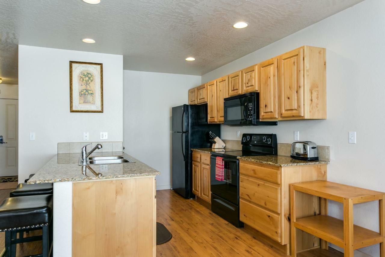 Gray Cloud Townhomes Meridian Esterno foto