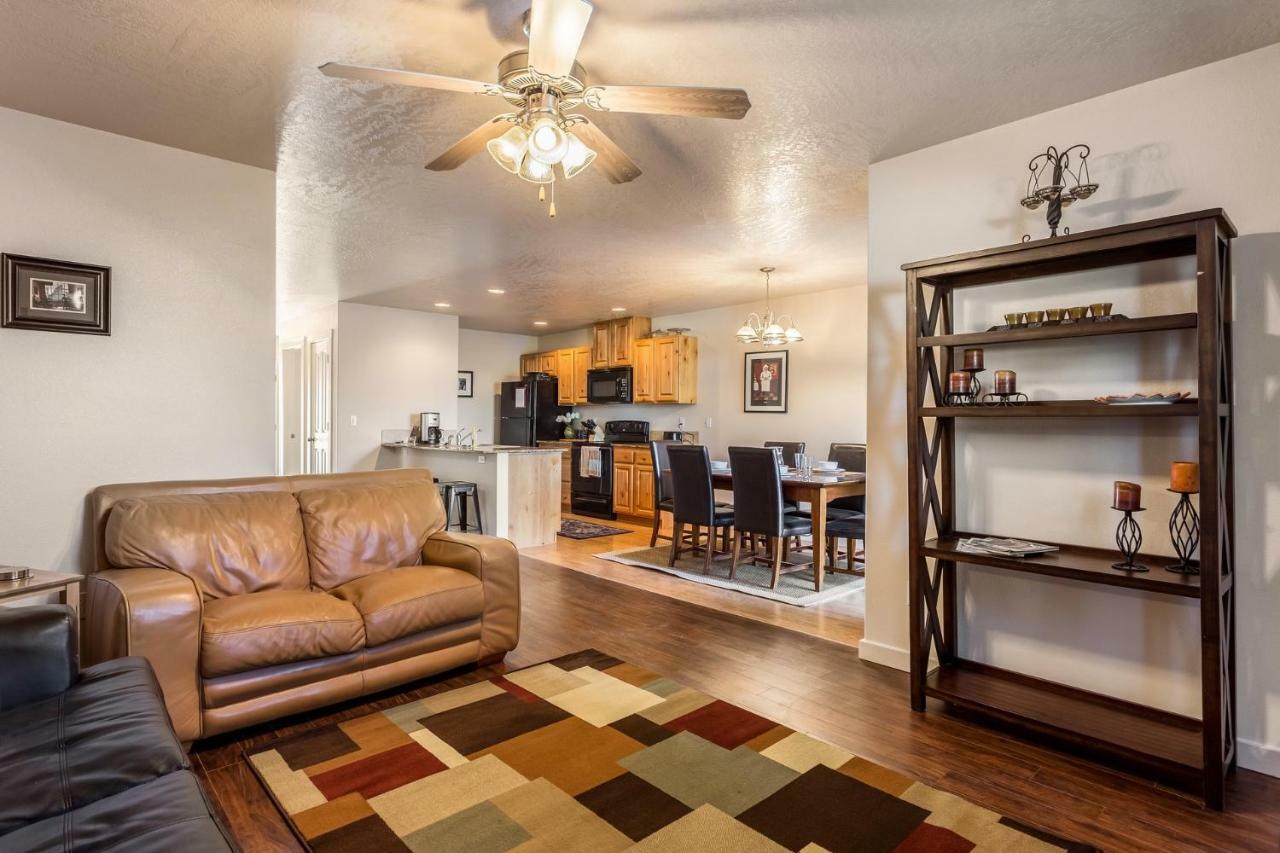 Gray Cloud Townhomes Meridian Esterno foto