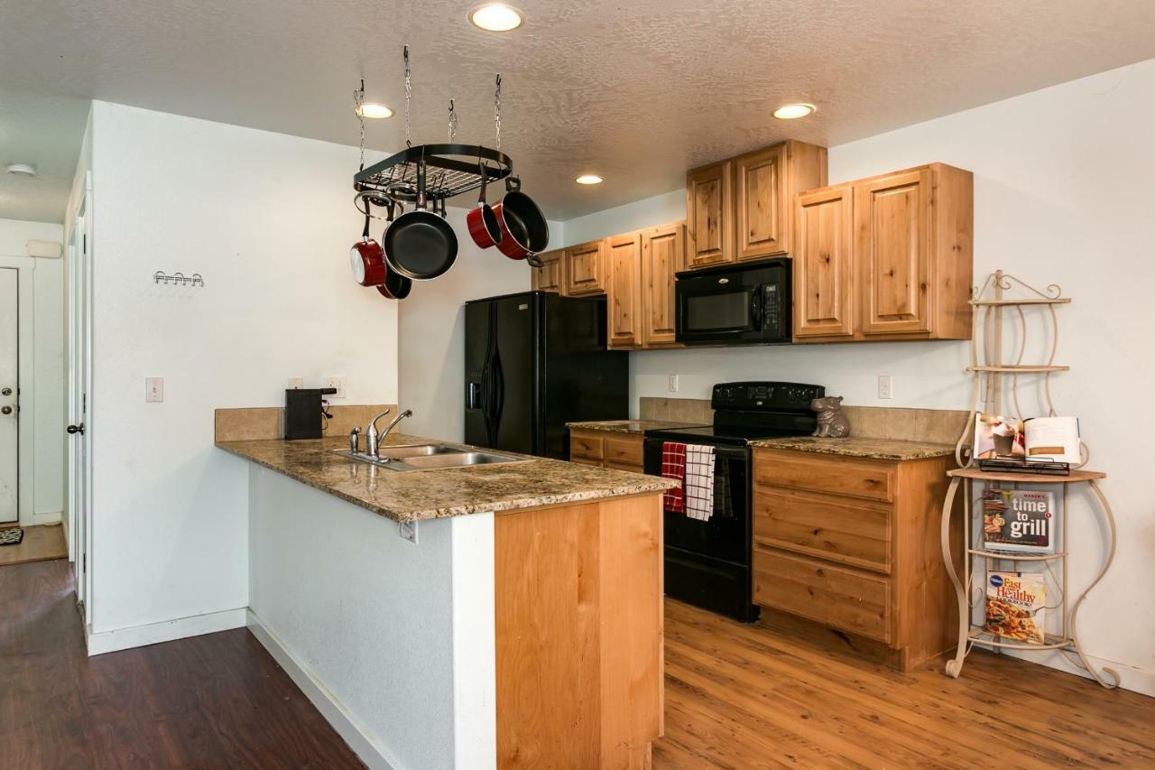 Gray Cloud Townhomes Meridian Esterno foto